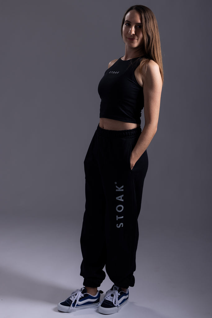 STOAK Croptop jogger schwarz damen seite