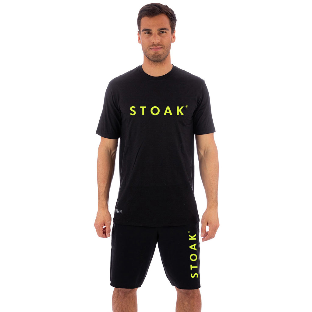 STOAK Carbon neon Package Herren T-Shirt und Shorts vorne 